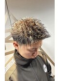 刈り上げフェードスパイキーサマーショートツイストパーマ