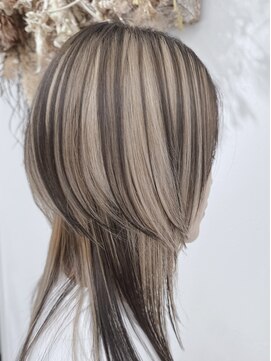 ダンクレスト(Daan Crest) 【逆インナーカラー】×【マッシュウルフ】