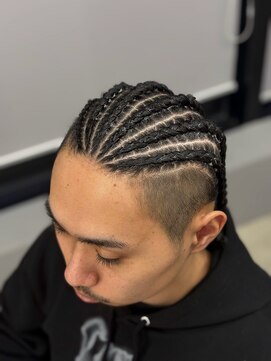 アーバンスタジオトウキョウ 下北沢店(URBAN STUDIO TOKYO) 地毛コーンロウ　[特殊ヘア下北沢/メンズサロン]