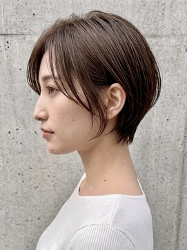 アル あびこ(aru.) 【大人美シルエット】首元すっきり。小顔ショートボブ×艶カラー