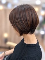 ヒビ(hibi)&nbsp;ツヤ感丸みショートボブ