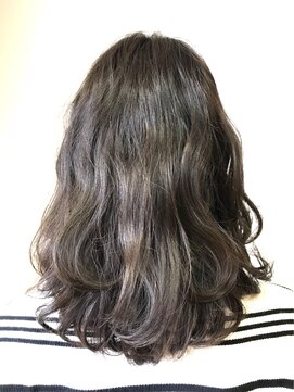 イマージュアヴェダ 丸井吉祥寺店 【吉祥寺/AVEDA】AVEDA スプリグアッシュ 波ウェーブ ミディ