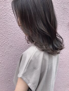 スヴァーゴ ヘアー svago hair ミディアムレイヤースタイル