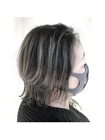 フィーリー ヘア デザイン 太田店(feAry)&nbsp;くびれミディ　ホワイトアッシュバレイヤージュ【白髪染め】