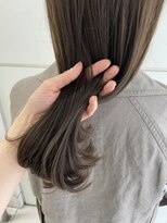 インビテーション(invitation) 透明感グレージュ・寒色カラー・アッシュ