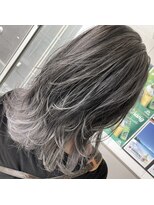 ウル(uLu.)&nbsp;王道バレイヤージュ×グレージュ☆