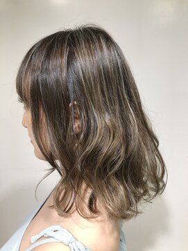 アズール 草加(azule) ハイライト　白髪ぼかし