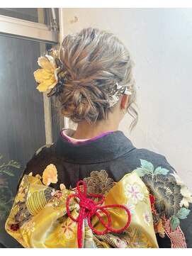 ブーケ(bouquet) 成人式　ゆるふわシニヨン