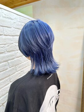 アンククロス 表参道(ANKH CROSS) ウルフカット×ネイビーブルー