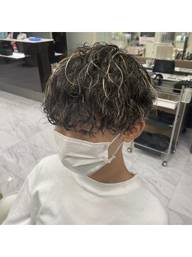 リミットバイアフィナー 大宮店(limit by Afinar) 相性抜群ハイライトツイストスパイラルパーマ