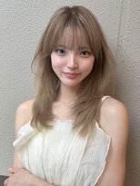 ユーフォリア 新宿通り(Euphoria) レイヤーロング美髪くびれワンカールシルキーグレージュ