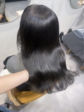 ロカ(roka) 透明感アッシュグレージュ