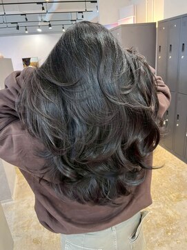 メリー オオサカ(Merly Osaka) 中明度グレージュ×上品レイヤーカット