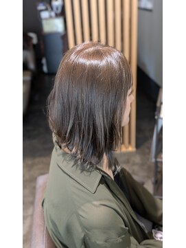 エーメイド(A made) 切りっぱなしボブ×オリーブベージュ