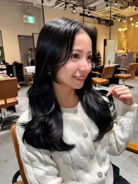 アリーズ(ALLYS) 透明感たっぷりブルーブラックカラー♪