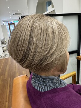 アカンサス バイ ミリー 高槻店(acanthus by milly) 大人女性◎ 上品ショートボブ オーガニックカラーで艶感アップ