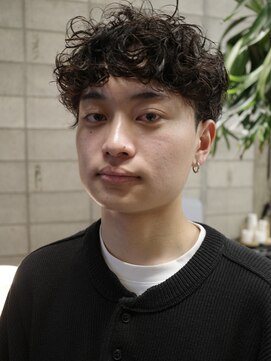 ウェウェ(wewe) メンズ カール感強めシャドウパーマ