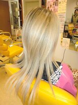 デザインヘアーピアジェ 八木店(DESIGN HAIR PIAGET)&nbsp;くすみ系・ホワイト系KIRARAカラー