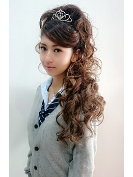 ラチャウ(La.Ciau) ハーフアップ☆