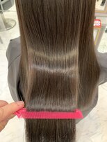 エスカーラ 表参道(THE ESCALA)&nbsp;@m_ayu/ダークグレー/インナーカラー/タビラマユミ