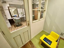 キッズルーム完備♪お子様同伴OKのサロン！