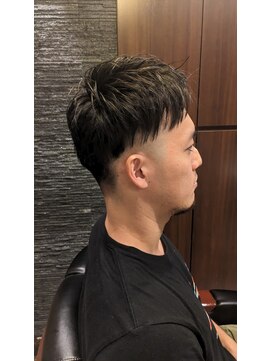 プレミアムバーバー 新宿店(PREMIUM BARBER produce by HIRO GINZA) スキンフェード×2ブロック