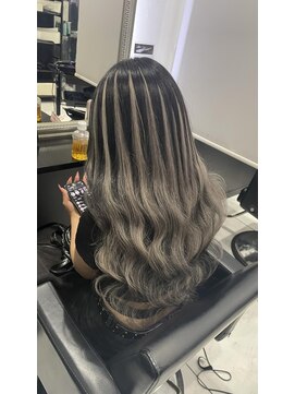 ヘアーデザイン ジェルム(Hair Design germe) エクステシルバーバレイヤージュ風　--RINA--