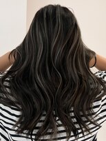 ヨロ 小岩(YOLO) 小岩ハイライトミルクティーグレージュレイヤーカット