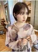 大人の透け感ショート　前髪ありショート　シースルーバング