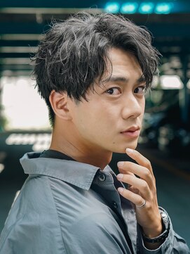 リップス 立川(LIPPS) ツーブロック ショート ツイストスパイラルパーマ ツイスト