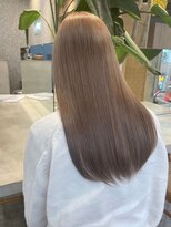 サンク 原宿 表参道(cinq) ミルクティーベージュカラー韓国ワンホンヘア艶カラーハイトーン