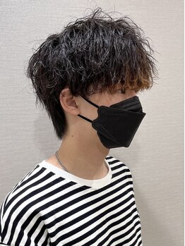 セリオミアイ(serio miai)の写真/メンズに大人気のパーマ☆オシャレもモテもラクも叶えるパーマスタイルは再現性が高く、お手入れも簡単！