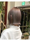 グレージュカラーダブルカラーハイトーンケアブリーチ外はねボブ