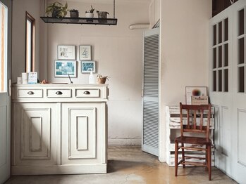 フリッカ 西荻窪店(FLYCKA)の写真/[西荻窪駅3分]口コミ高評価の少人数制サロン☆寄り添った提案と、居心地の良いプライベート空間でrelax♪