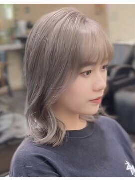 キチカ(JI JIA) [20代30代外国人風ボブスタイル/グレージュ/アッシュ/韓国/中国