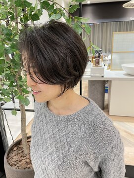 ヨール(YOL) 大人かわいいショート