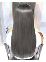 クク(coucou)&nbsp;《湿気ケア×極上艶》髪質改善ストレート×ロング