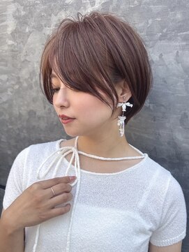 モナバイルーブル(MONA by Louvre) 小顔丸みショート×ブランジュカラー