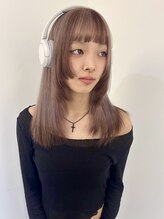 スリー(three) cocoa beige