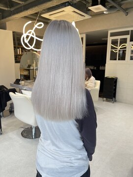 髪屋 紬 ホワイトカラー/抜きっぱなし/ホワイトブランド/イメチェン
