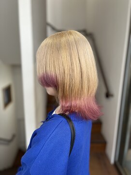 エッジ 下北沢(edge.) ブロンド×ピンク毛先カラー　レイヤーボブ　edge.下北沢