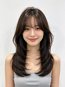 エイチ ウルフカット 大阪梅田(811) バタフライカット韓国風前髮くびれショートくるみちゃんヘア50代