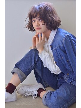 スリジェ7(CERISIER7) ＣＥＲＩＳＩＥＲ７ゆるいパーマがおすすめな重軽ボブ