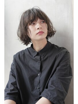 イグレックビス(igrek bis) 無造作ウェーブボブ　IGREKBIS渋谷