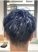 ダークブルー