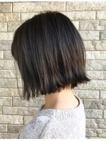 ダイアリー(DIARY) 外にハネる切りっぱなしのボブ