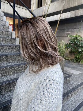 レブ 四条烏丸(Reb,) ブラウンハイライト