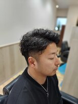 サントヘアー(Sant hair) 7:3パートスパイラルパーマ