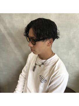 ヘアーメイクチック(HAIR MAKE CHiC) 波巻きスパイラルパーマ