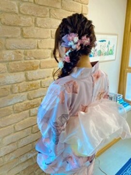 ビトバ(BITOBA) 編み下ろしヘアアレンジ☆